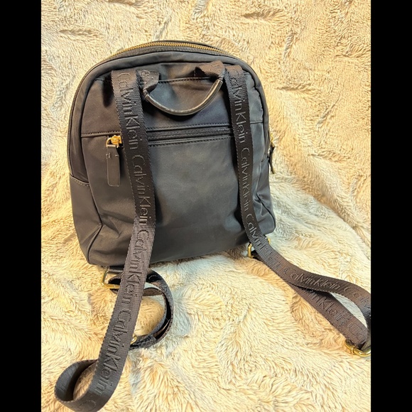 Calvin Klein Bags Calvin Klein Belfast Nylon Key Item Zip Around